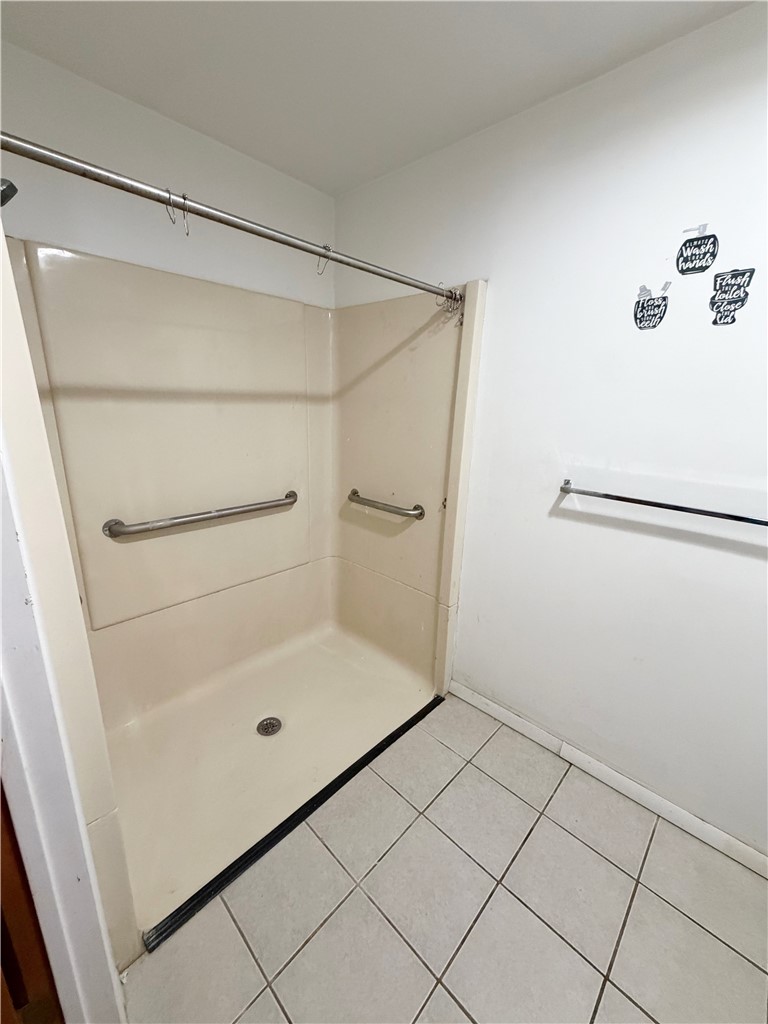 58 Post Avenue Rochester, NY 14619 - Photo 4 of 17