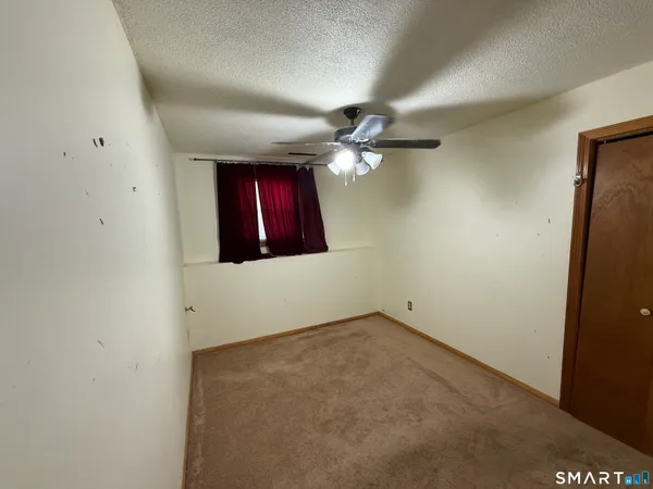 $334,999 | 321 Knob Hill Road, Meriden, CT 06451