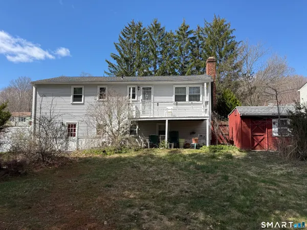 $334,999 | 321 Knob Hill Road, Meriden, CT 06451
