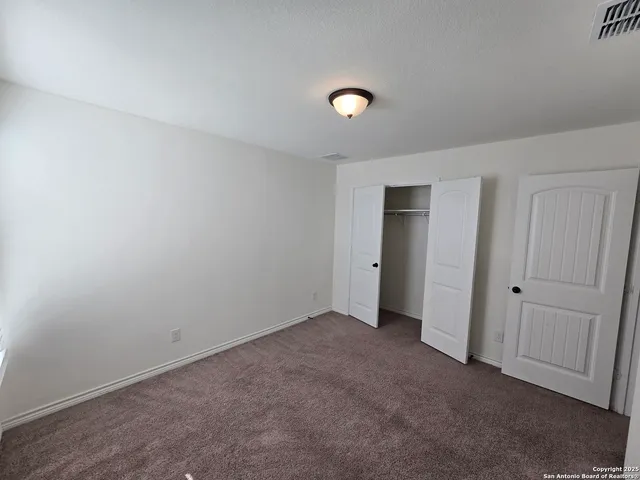 $2,000 | 1863 Overlook Knoll, San Antonio, TX 78245