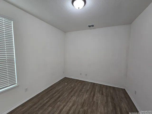 $2,000 | 1863 Overlook Knoll, San Antonio, TX 78245