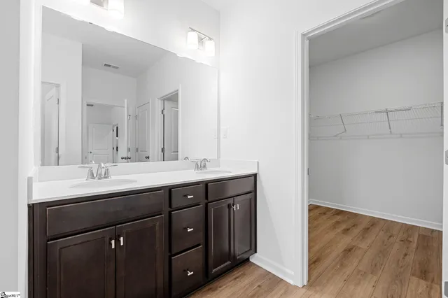 $1,999 | 520 Barbican Place, Greenville, SC 29605