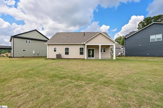 $1,999 | 520 Barbican Place, Greenville, SC 29605