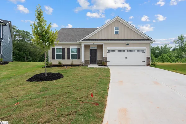 $1,999 | 520 Barbican Place, Greenville, SC 29605