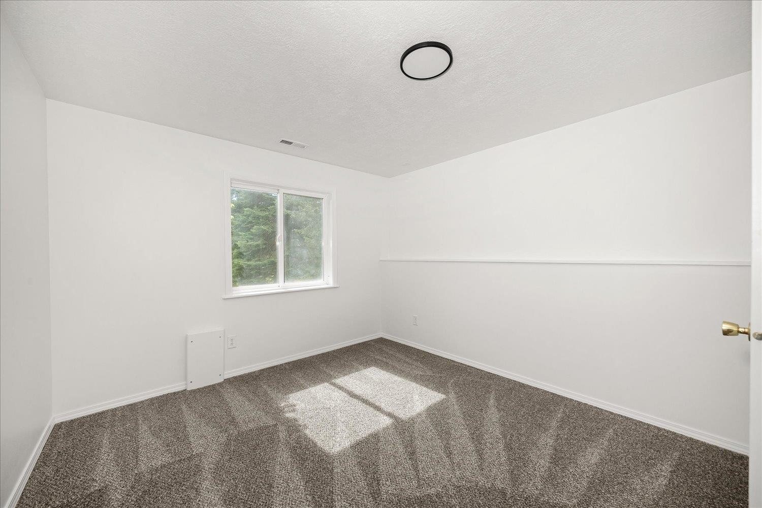 15519 East Tallman Road Chattaroy, WA 99003 - Photo 29 of 49