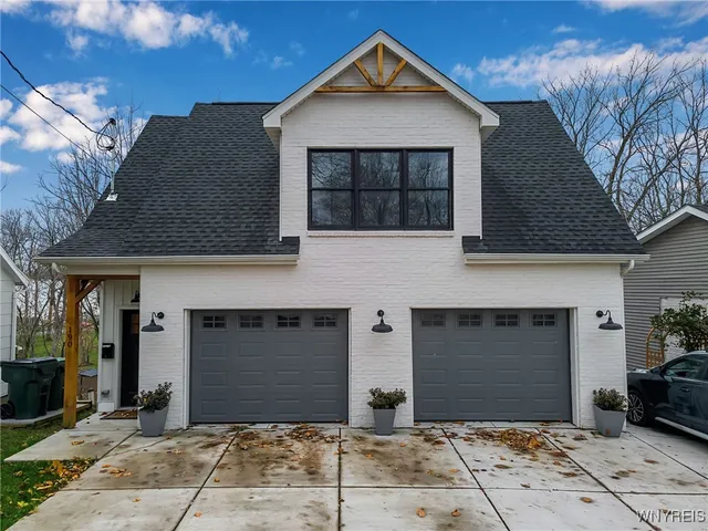 $699,900 | 190 Mill Street, Amherst, NY 14221