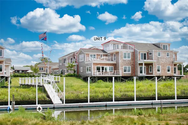 $1,895,000 | 68 Foster Avenue, Unit 9, Hampton Bays, NY 11946