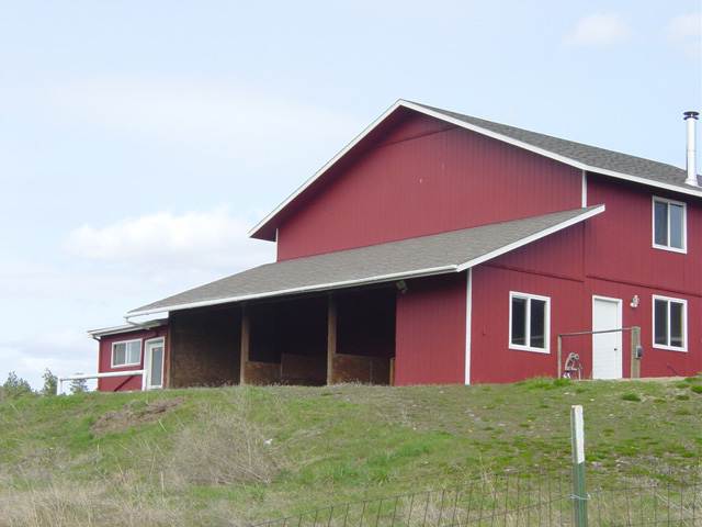 8222 South Jackson Road Mica, WA 99023 - Photo 2 of 9