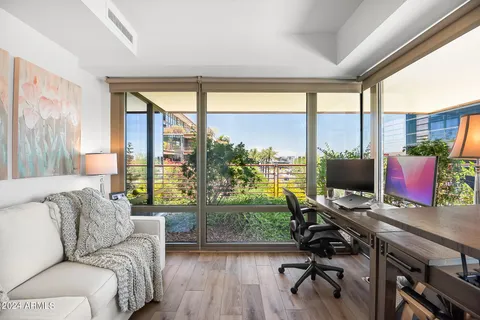 $1,250,000 | 7117 East Rancho Vista Drive, Unit 4011, Scottsdale, AZ 85251
