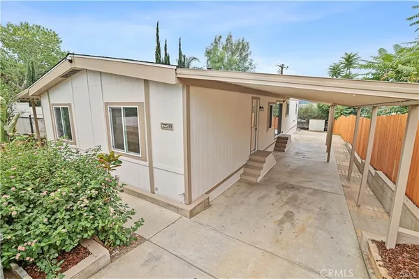 $2,950 | 32549 Cresent, Lake Elsinore, CA 92530