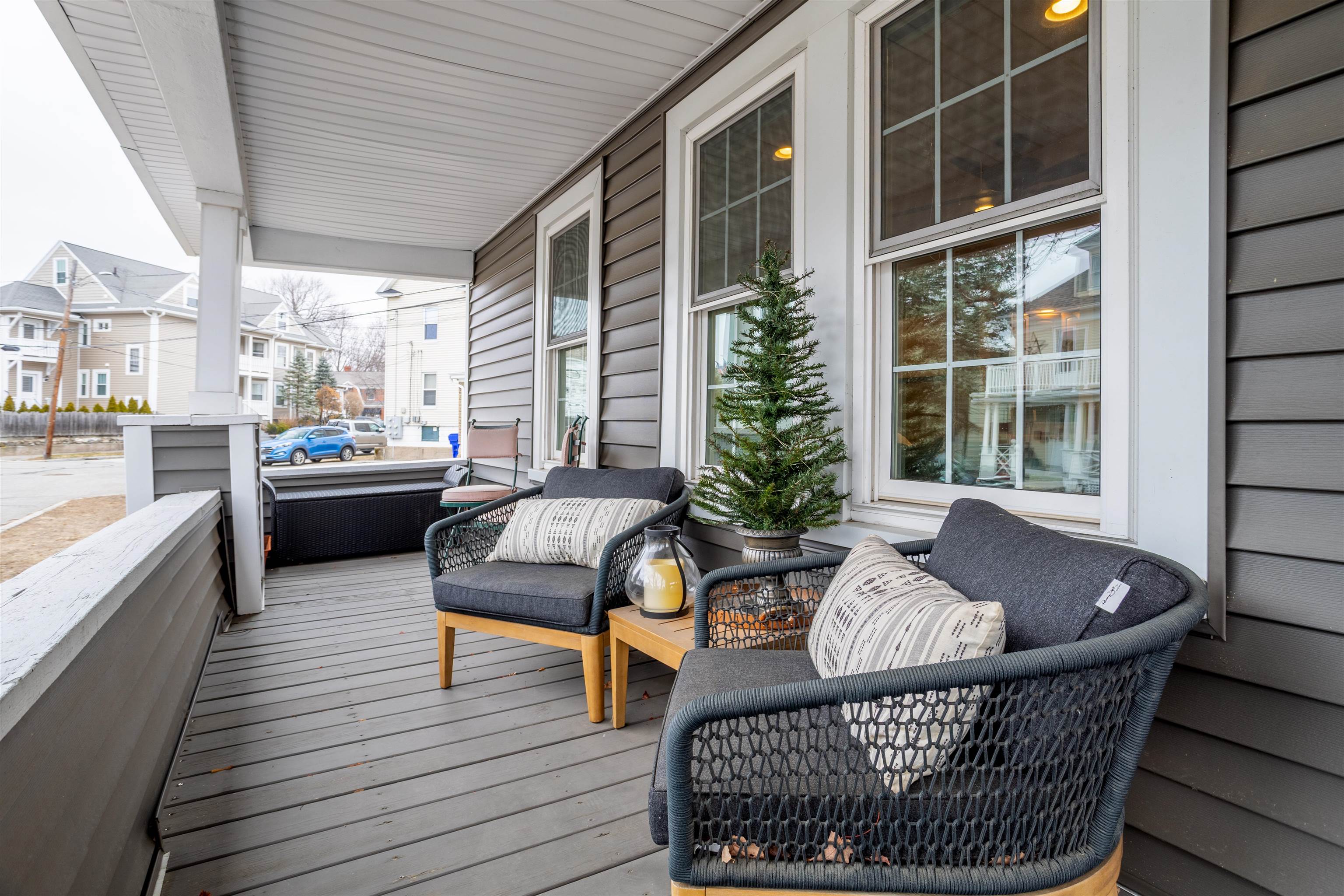 753 Rimmon Street Manchester, NH 03102 - Photo 3 of 40