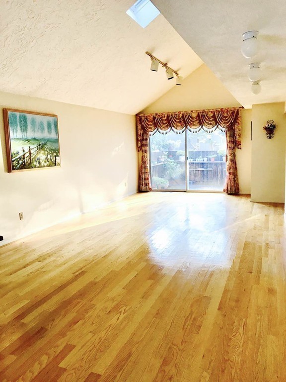 134 Russet Lane, Unit 134 Boxborough, MA 01719 - Photo 5 of 16 a view of a indoor basketball court