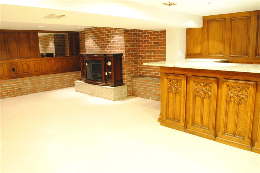 5398 Darlington Road Pittsburgh, PA 15217 - Photo 22 of 25 Gallery Image 22