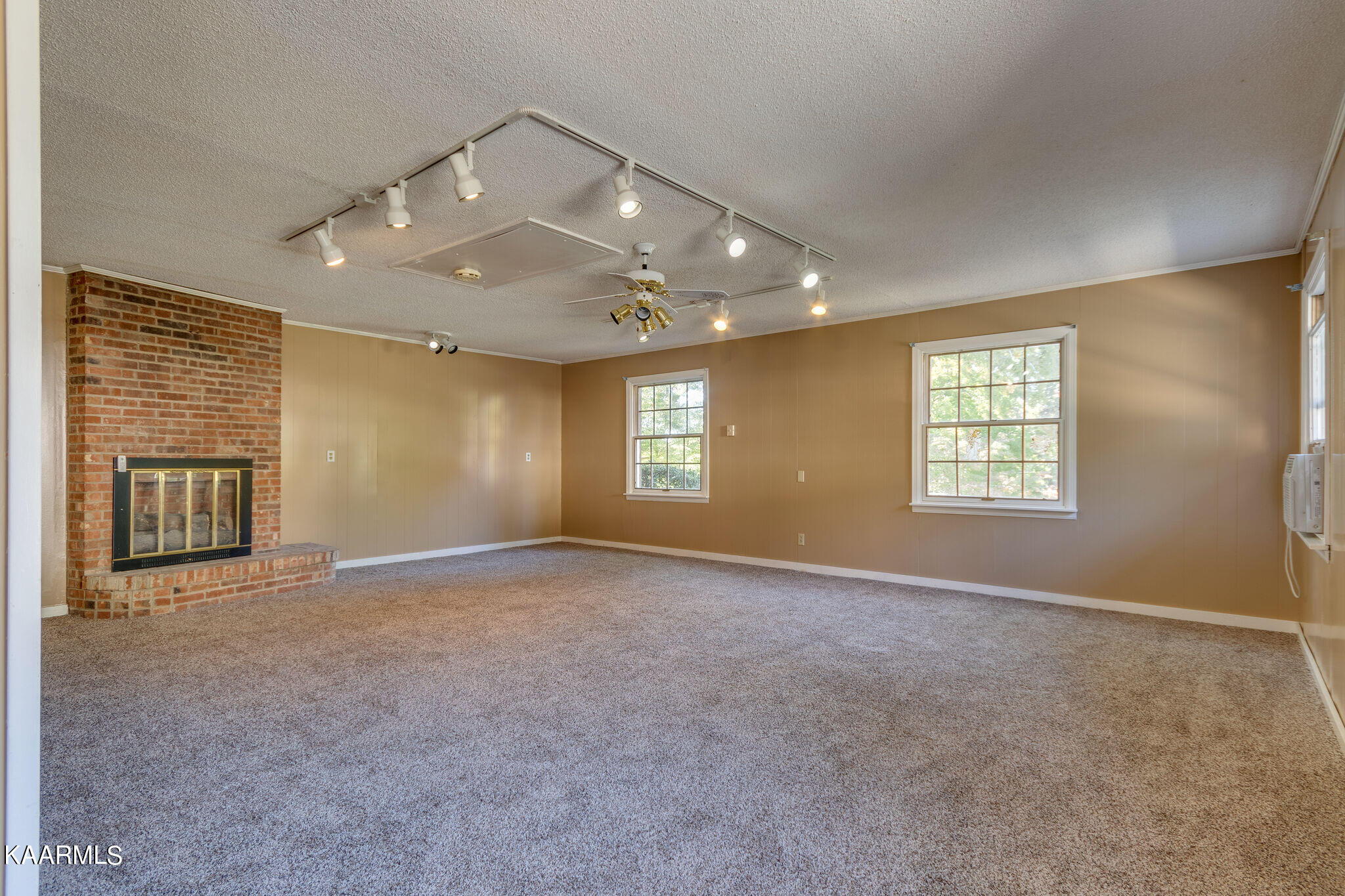 7912 Whitcomb Road Powell, TN 37849 - Photo 29 of 37 wj2210101-2028