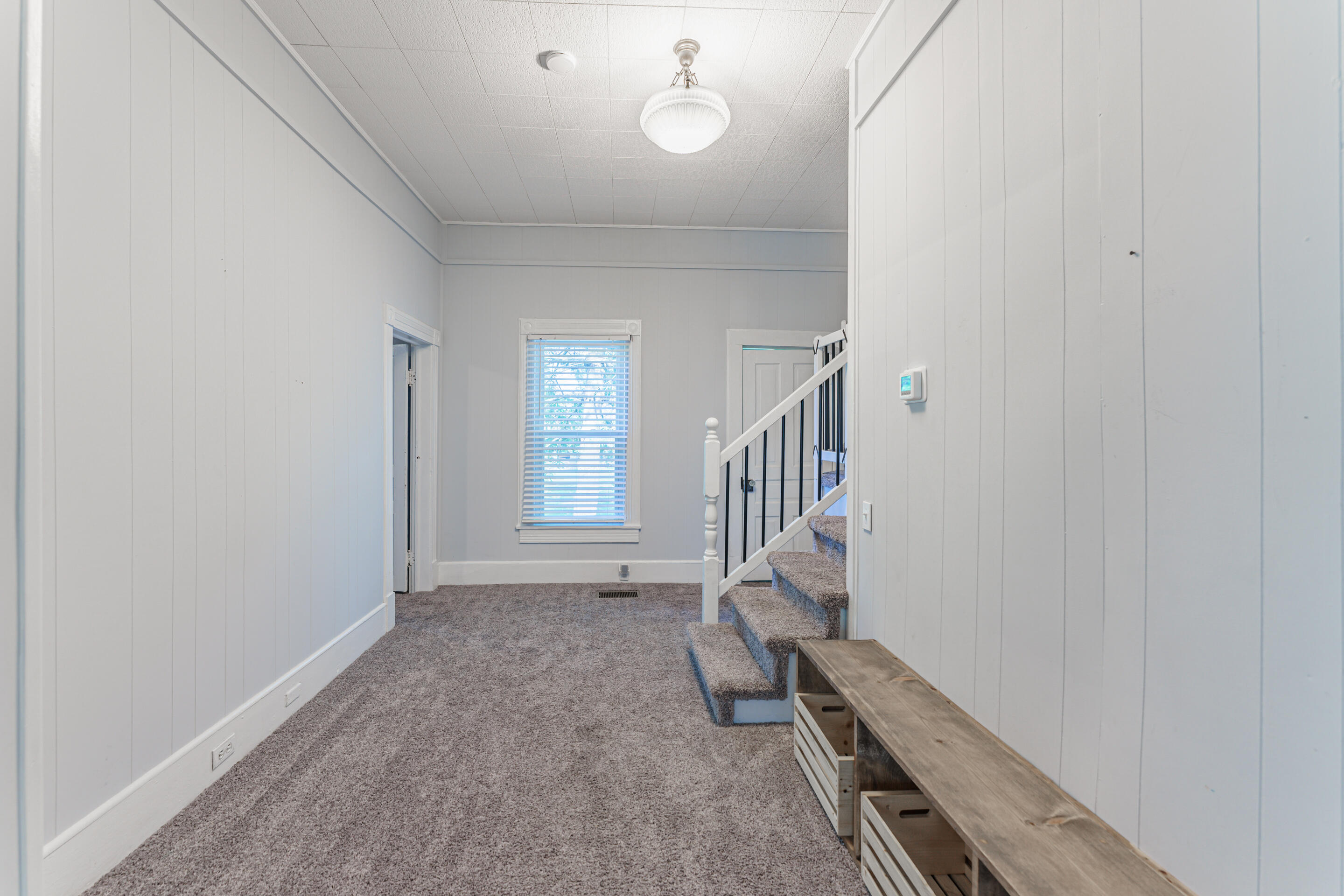 208 Mims Avenue Newport, TN 37821 - Photo 4 of 18 _DSC5830-HDR
