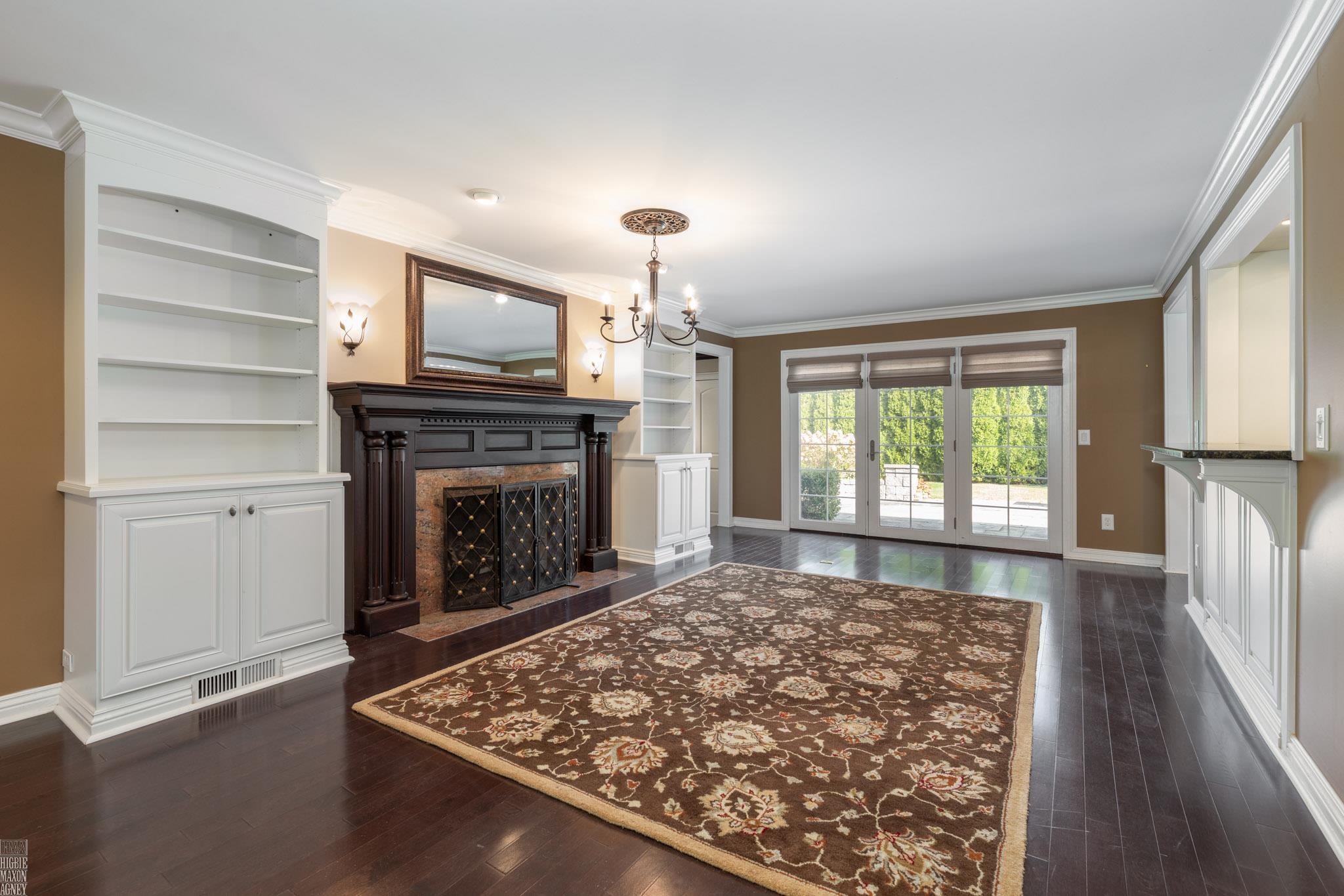 592 Thorntree Road Grosse Pointe Woods, MI 48236 - Photo 15 of 53