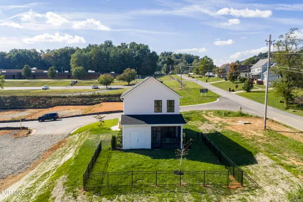 $282,500 | 4201 Gambrel Oaks Street, Blountville, TN 37617