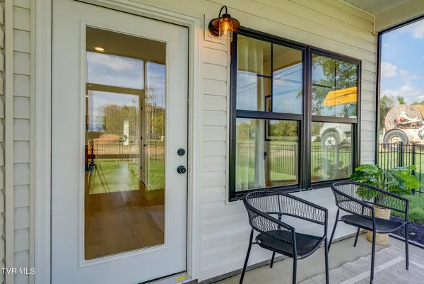 $282,500 | 4201 Gambrel Oaks Street, Blountville, TN 37617