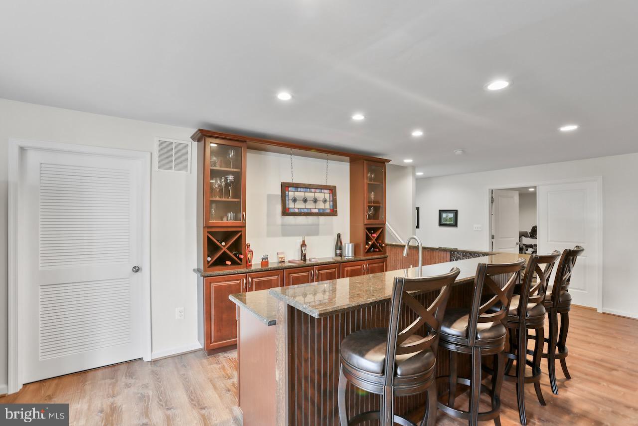 40706 Telluride Court Aldie, VA 20105 - Photo 56 of 70 Custom Built-in Wet Bar