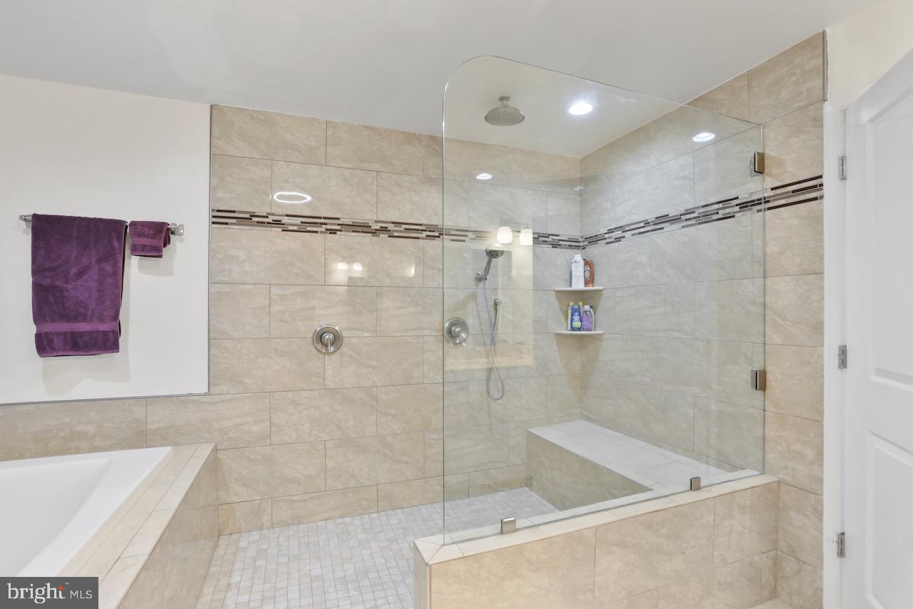 40706 Telluride Court Aldie, VA 20105 - Photo 63 of 70 Massive Walkin Shower Space with Multiple Heads