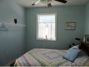 610 Tweed Springs Road Greeneville, TN 37743 - Photo 16 of 23 Guest Quarters Bedroom