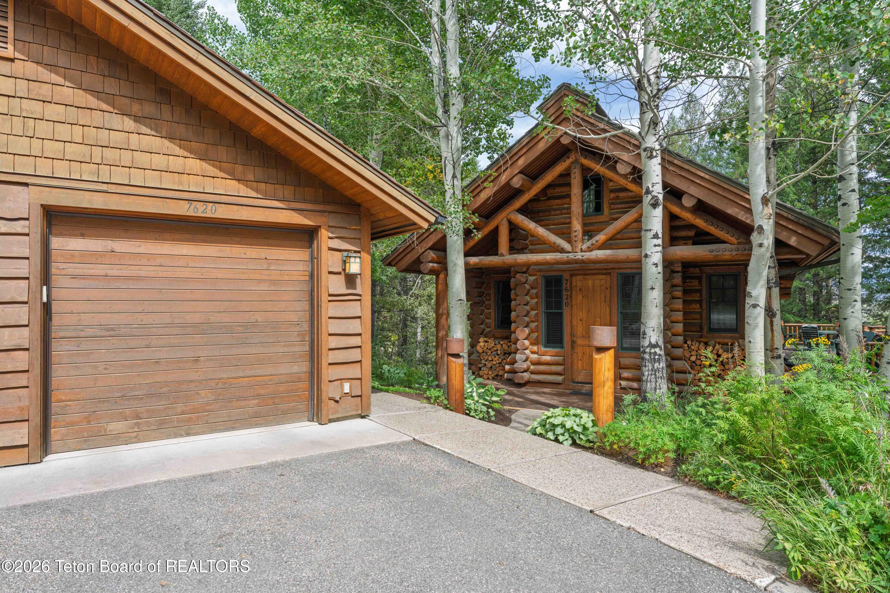 7620 Obsidian Road Teton Village, WY 83025 - Photo 2 of 30 MLS_7620Obsidian_JGPhoto-3
