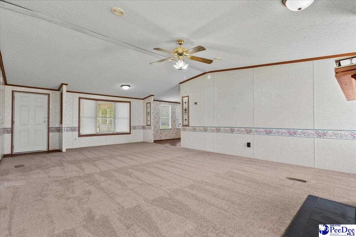 1821 Guitar Road Timmonsville, SC 29161 - Photo 4 of 39 Gallery Image 4
