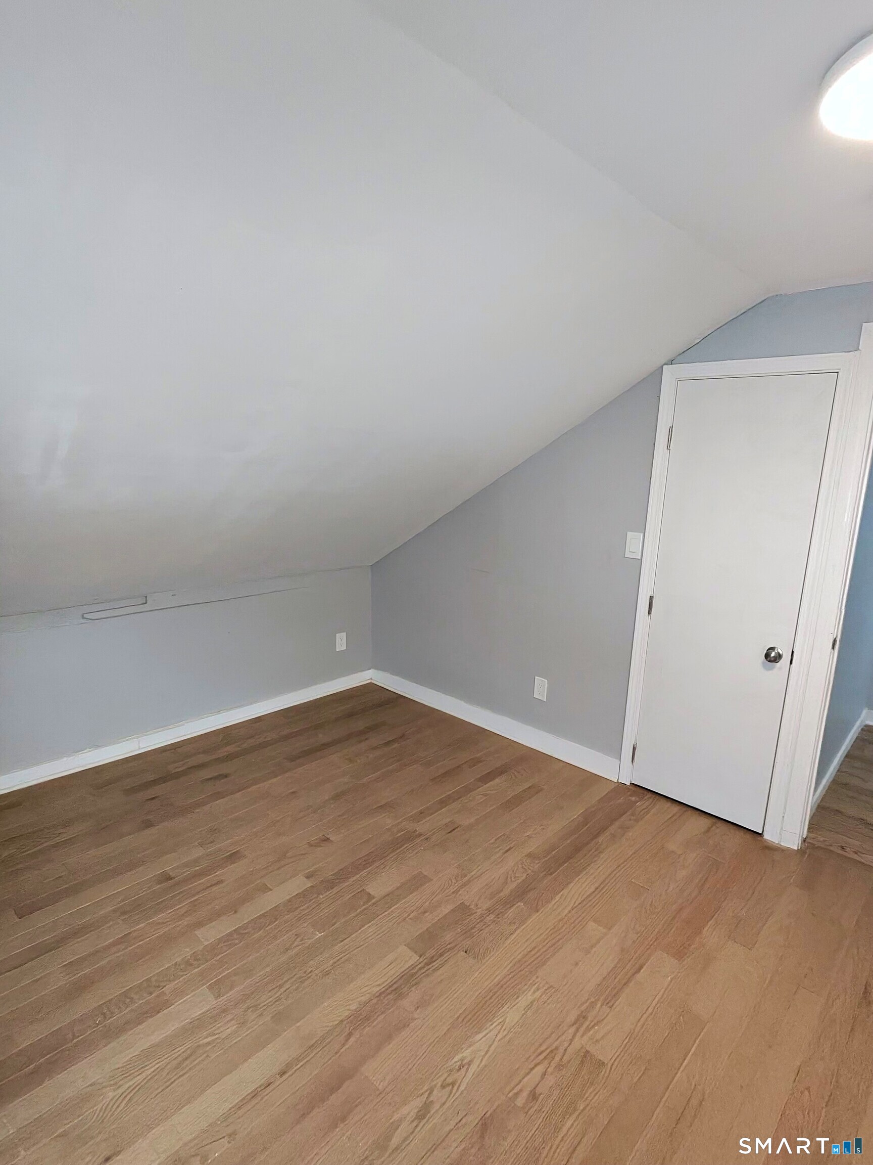982 Pembroke Street, Unit 2L Bridgeport, CT 06608 - Photo 11 of 13 Bedroom 4