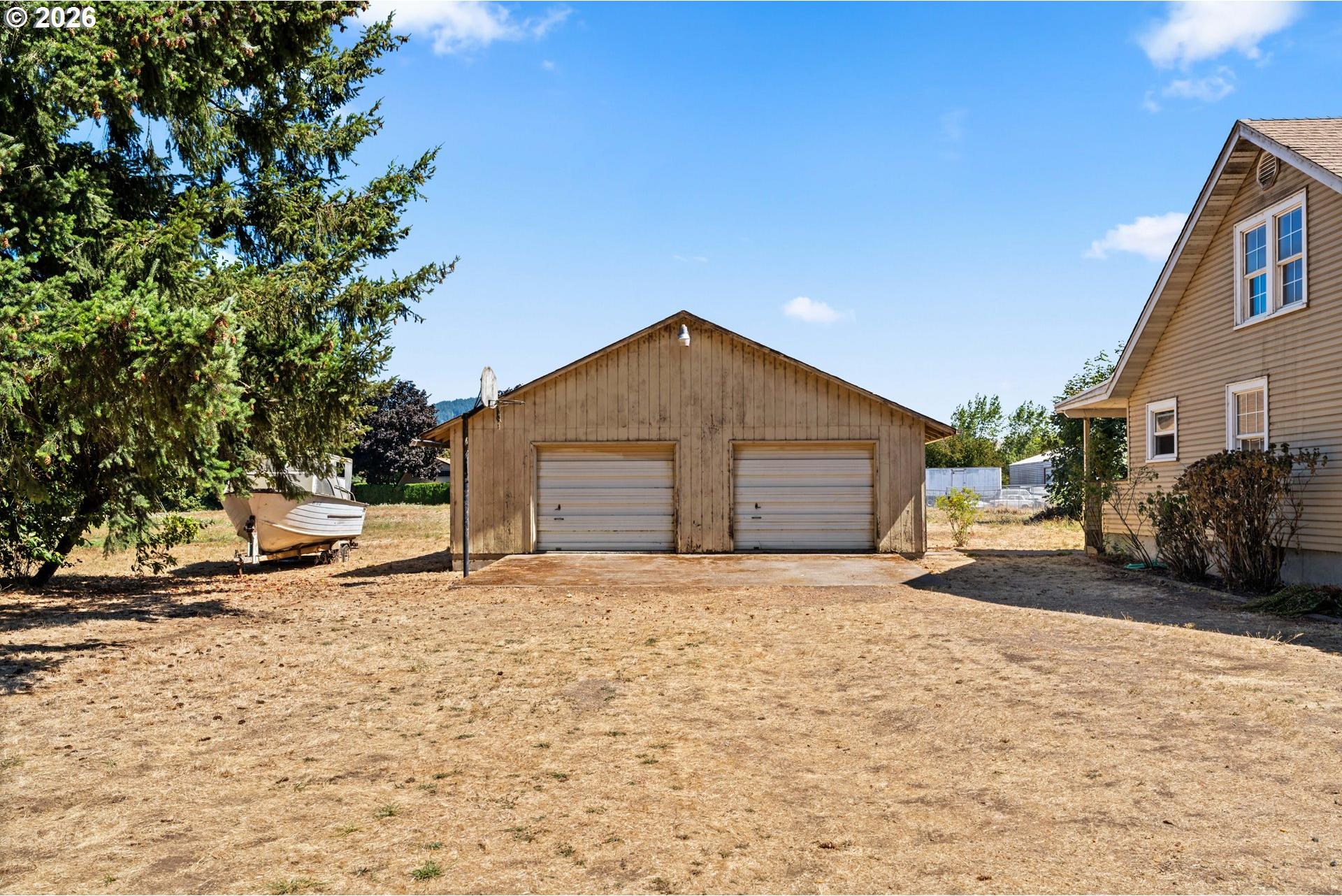 3475 County Farm Road Eugene, OR 97408 - Photo 2 of 27 Gallery Image 2