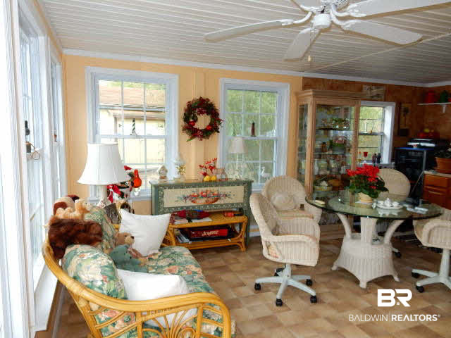 151 Defuniak Loop Lillian, AL 36549 - Photo 5 of 9