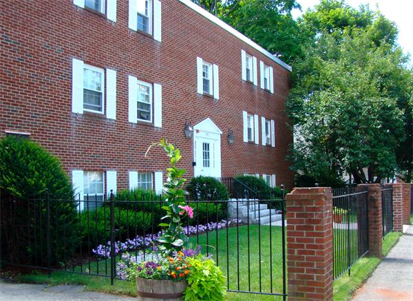 276 Albion Street, Unit 2 Wakefield, MA 01880 - Photo 2 of 12