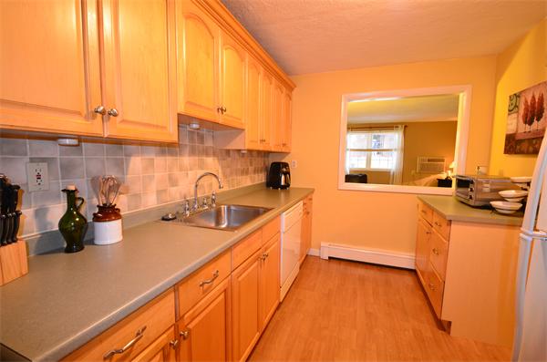 276 Albion Street, Unit 2 Wakefield, MA 01880 - Photo 6 of 12