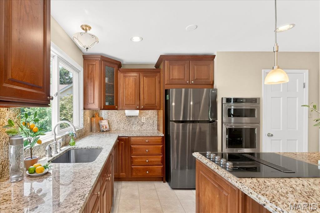 1218 Chavaniac Drive Ballwin, MO 63011 - Photo 11 of 36