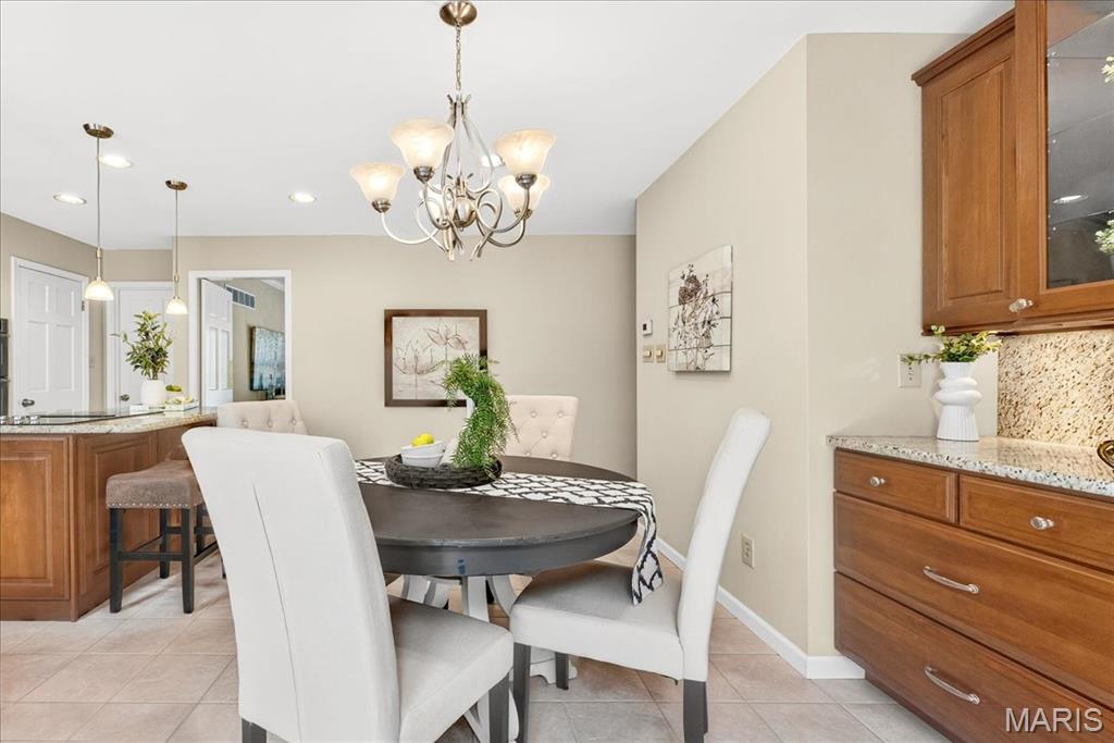 1218 Chavaniac Drive Ballwin, MO 63011 - Photo 15 of 36