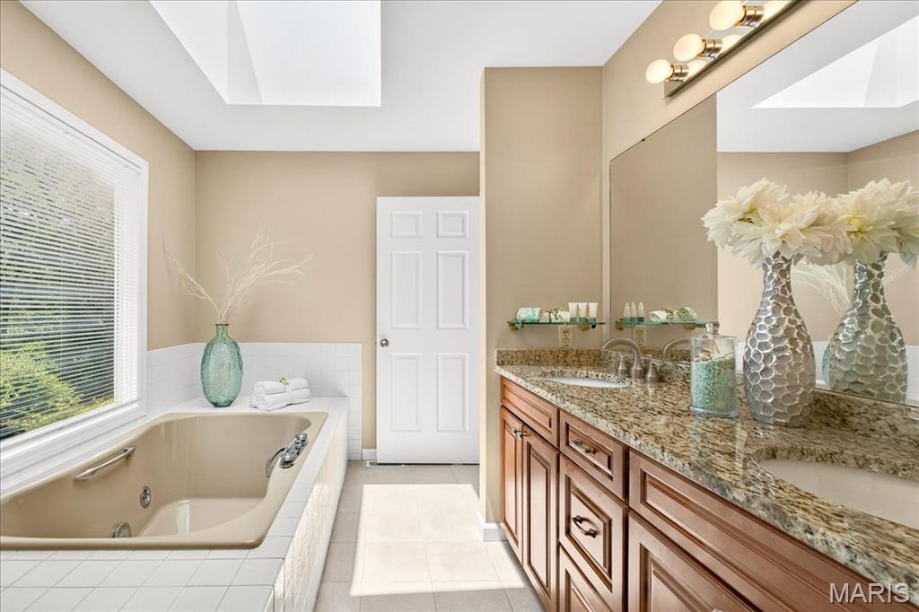 1218 Chavaniac Drive Ballwin, MO 63011 - Photo 22 of 36