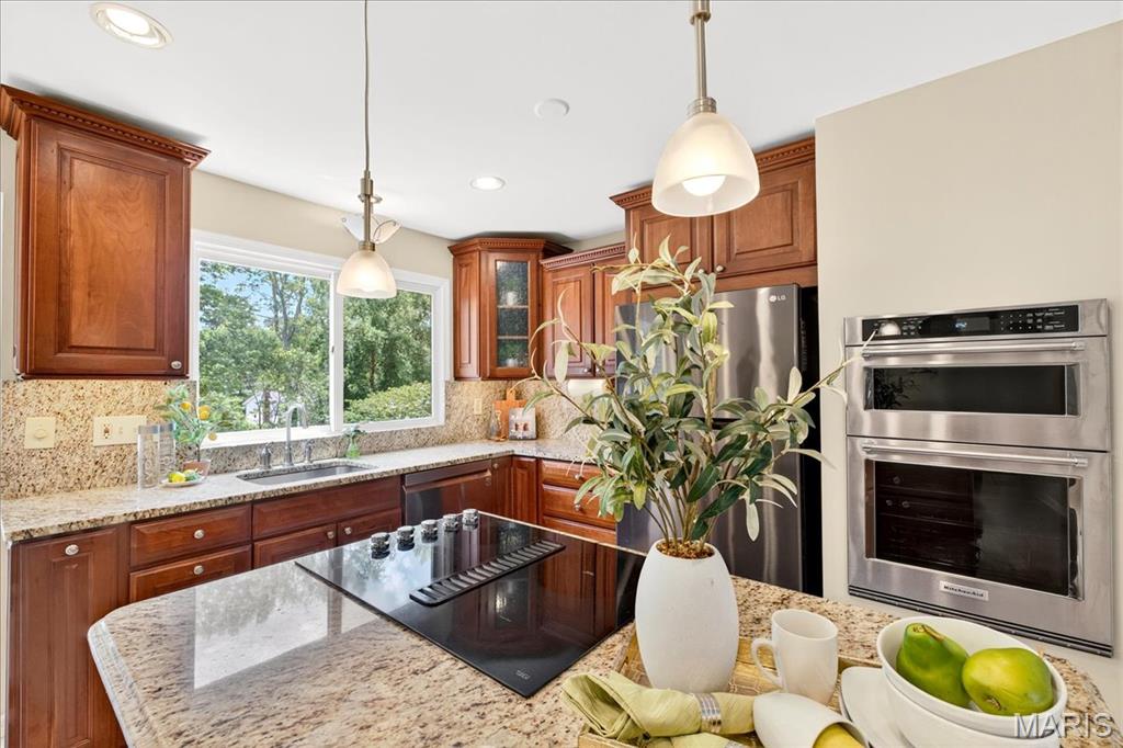 1218 Chavaniac Drive Ballwin, MO 63011 - Photo 9 of 36