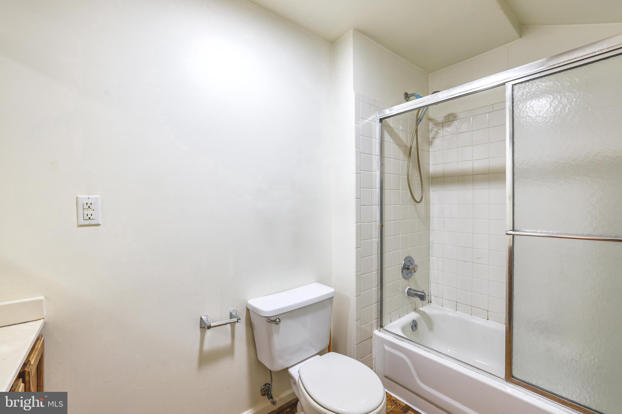4212 Kennedy Street Hyattsville, MD 20781 - Photo 16 of 38