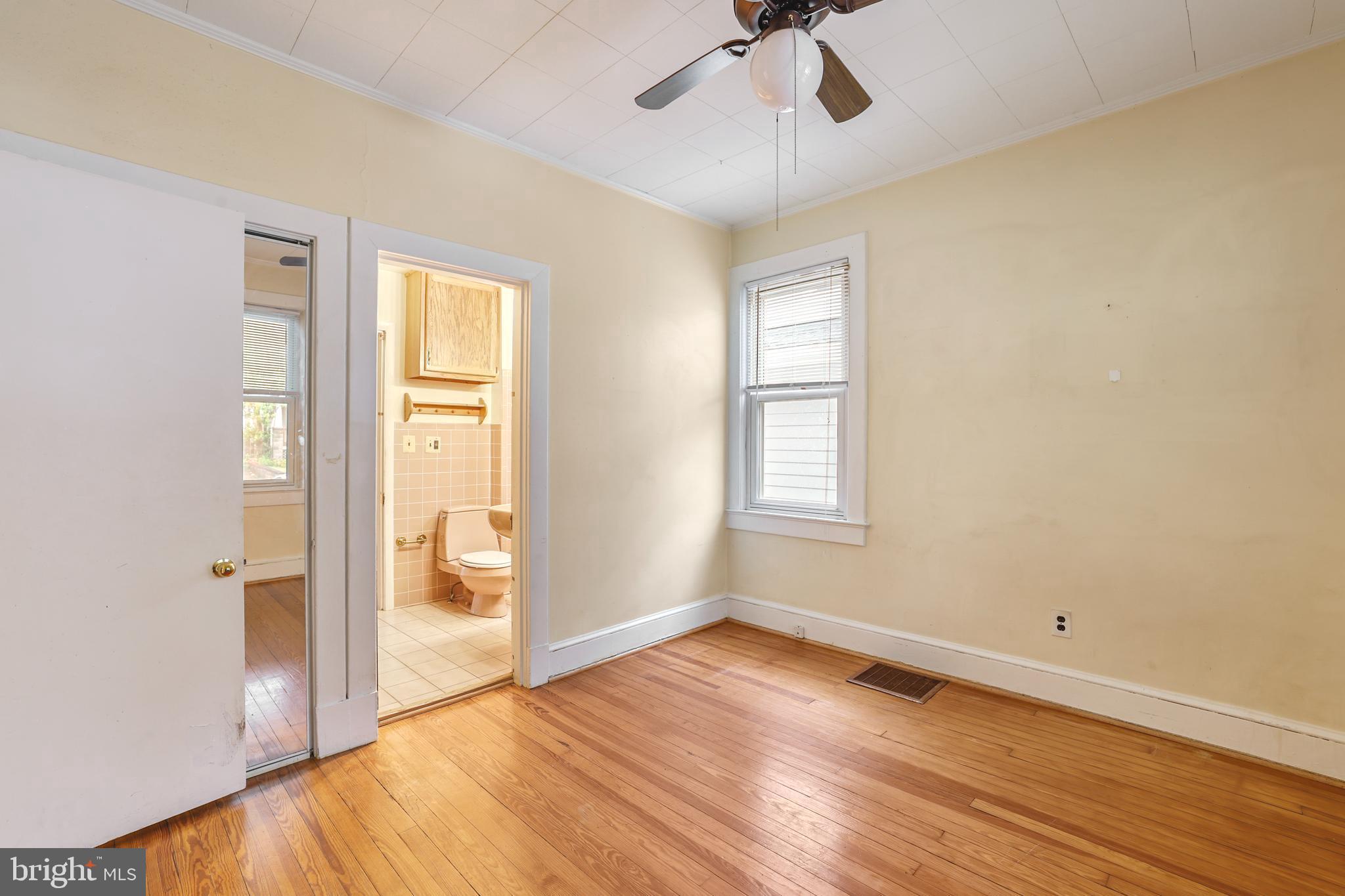 4212 Kennedy Street Hyattsville, MD 20781 - Photo 8 of 38