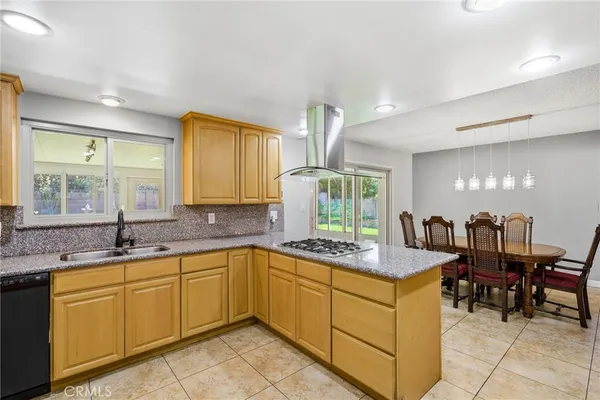 $1,150,000 | 1841 North Lincoln Street, Orange, CA 92865