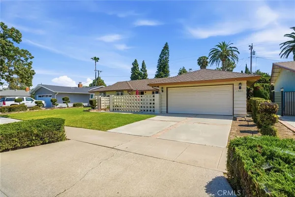 $1,150,000 | 1841 North Lincoln Street, Orange, CA 92865