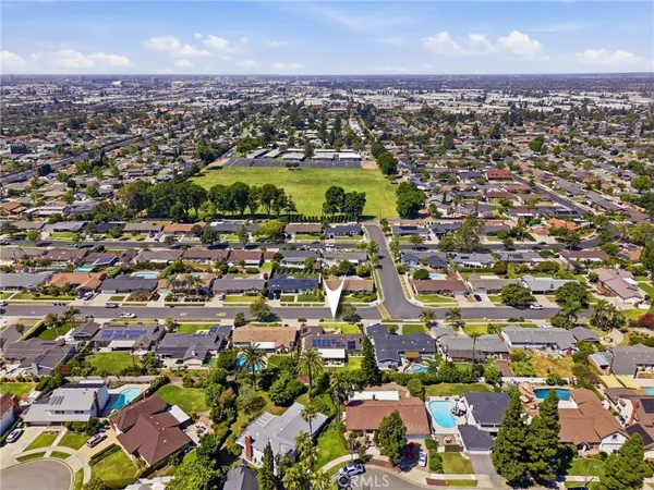 $1,150,000 | 1841 North Lincoln Street, Orange, CA 92865