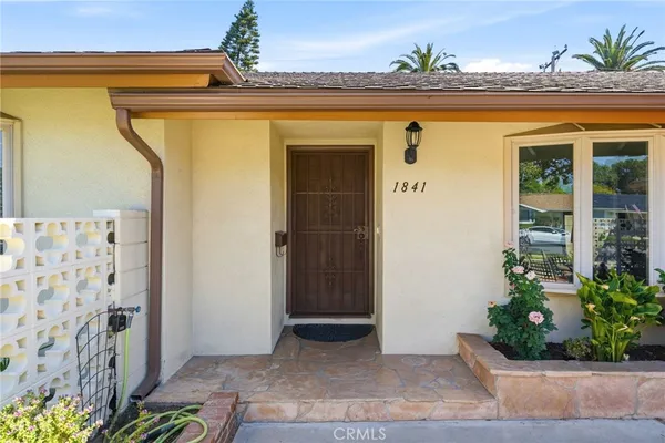 $1,150,000 | 1841 North Lincoln Street, Orange, CA 92865