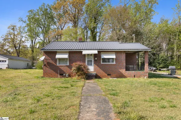 $59,900 | 215 Truman Street, Laurens, SC 29360