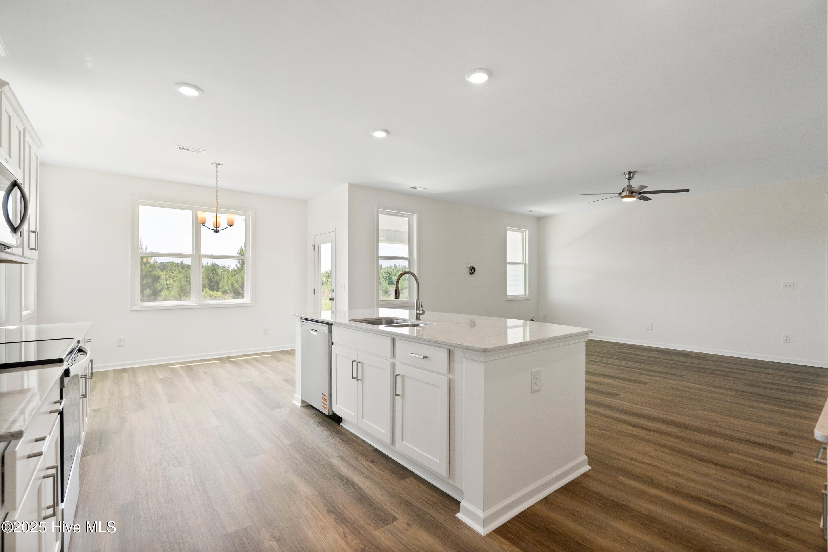 253 Clear View School Road Jacksonville, NC 28540 - Photo 19 of 50 mls-DSC00918