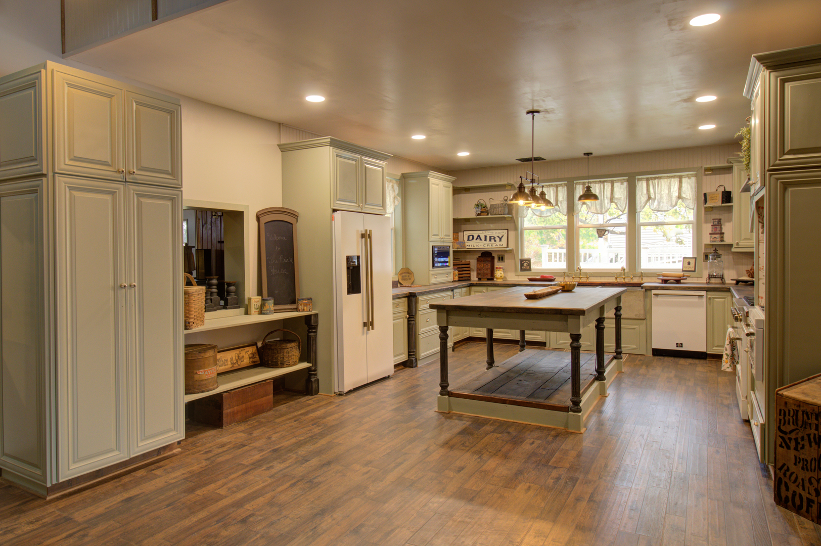 402 West Lincoln Way Morrison, IL 61270 - Photo 16 of 43