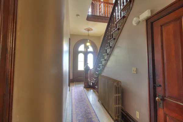 $440,000 | 402 West Lincoln Way, Morrison, IL 61270