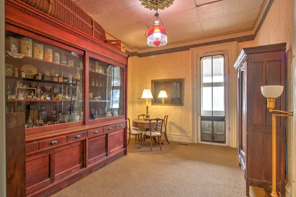 $440,000 | 402 West Lincoln Way, Morrison, IL 61270