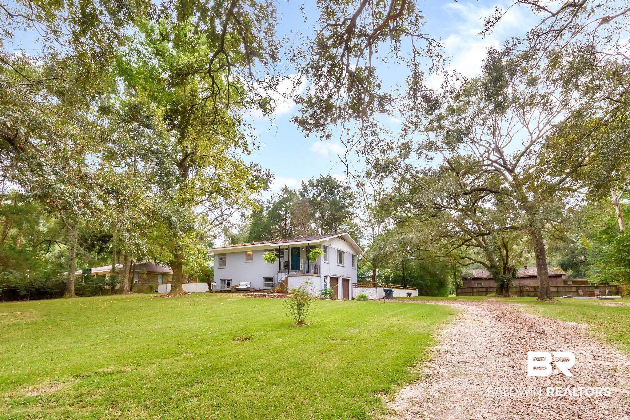 215 Bemis Street Saraland, AL 36571 - Photo 2 of 24
