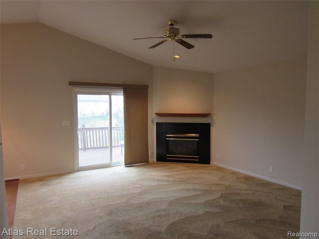 10205 Hawthorne Ridge Road Goodrich, MI 48438 - Photo 4 of 19 IMG_2544.JPG