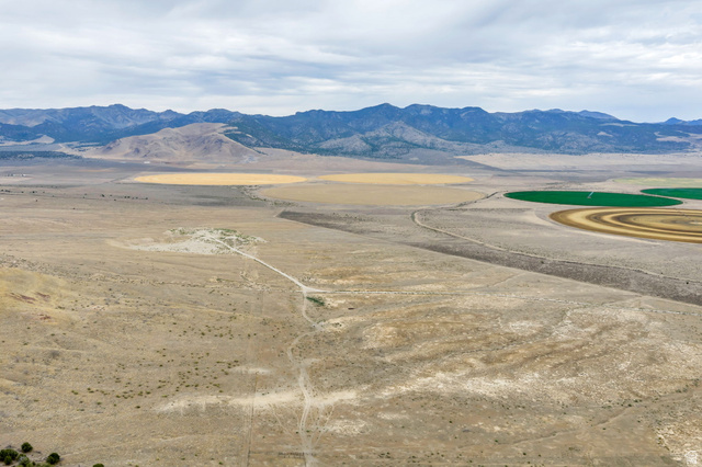 12800 South Crooked Cyn Road South Elberta, UT 84626 - Photo 18 of 48 Expansive arid landscape featuring distant mountains and circular agricultural fields